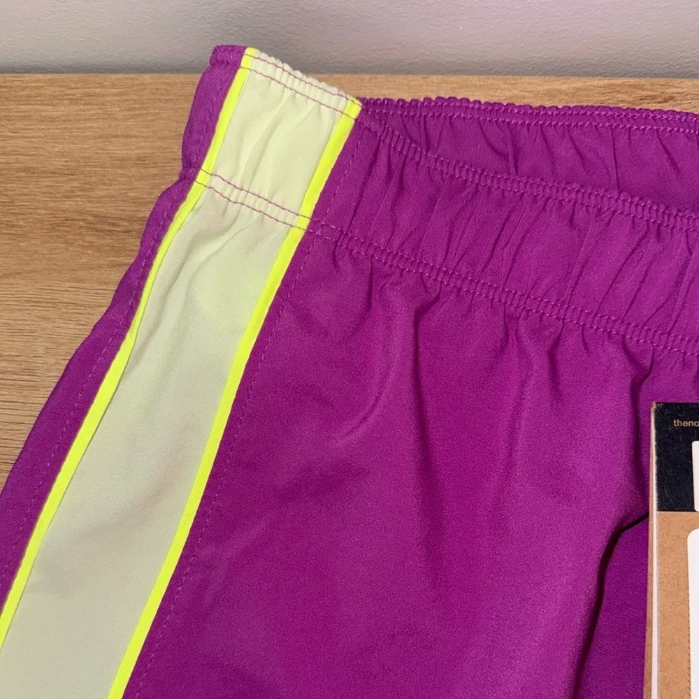 The North Face Elevation Shorts - Picture 6 of 9